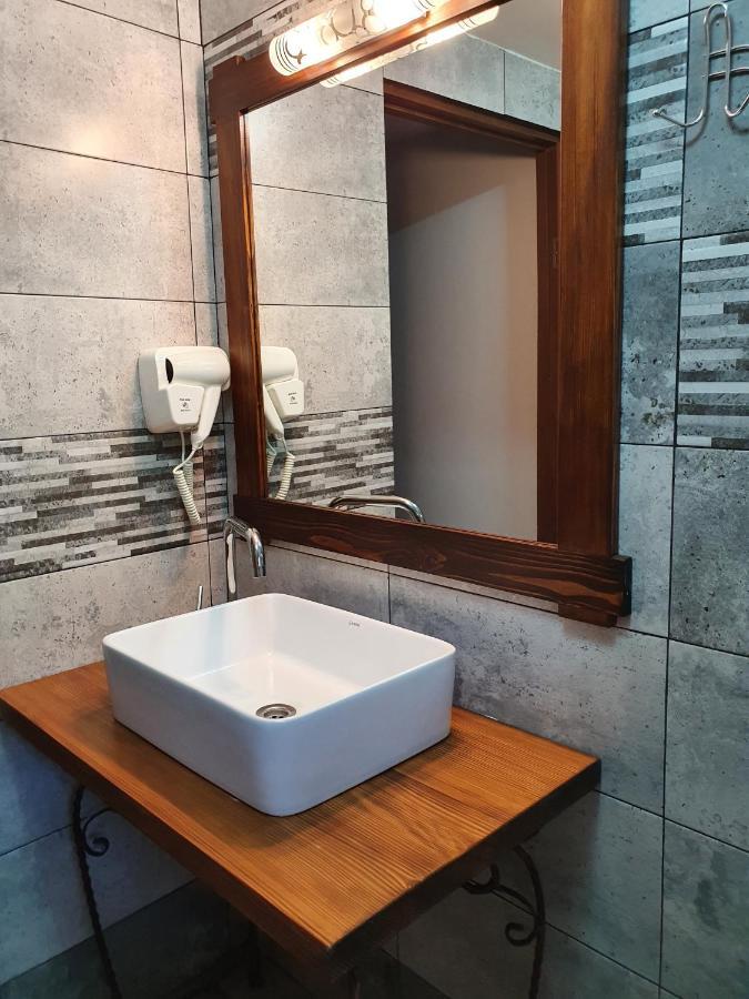 Rooms Poienita Сленік-Молдова Екстер'єр фото
