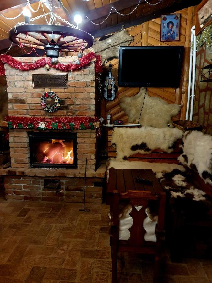 Rooms Poienita Сленік-Молдова Екстер'єр фото